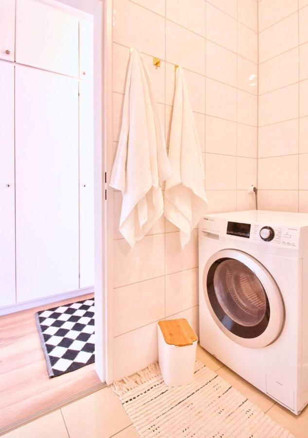 Apartment Mit Balkon - Netflix - Nahe Messe Duesseldorf Krefeld Eksteriør billede